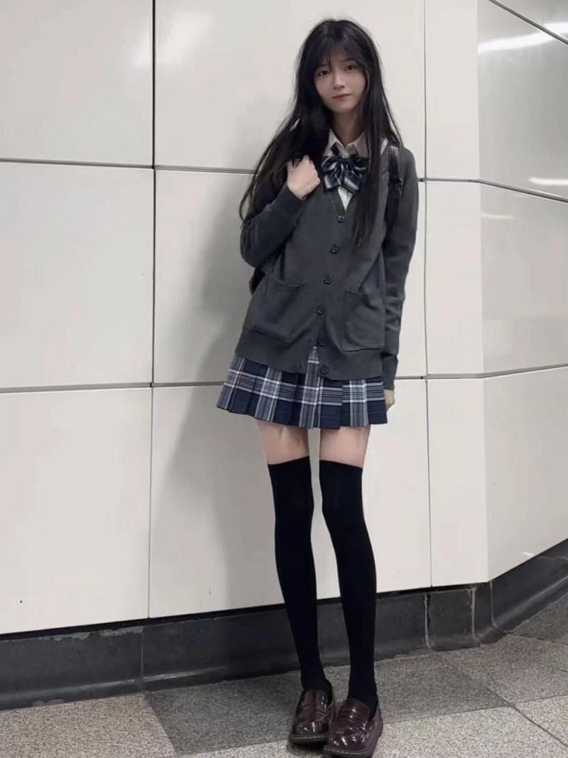 Autumn college style dark gray JK uniform jacket knitted sweater cardigan long sleeved top soft girl set_voghion.com
