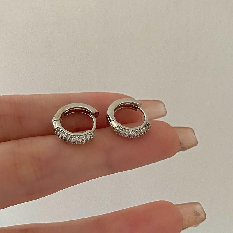 Orecchini a cerchio in zircone versatili per tutti i giorni da donna, design di nicchia, stile cool, piccoli orecchini_voghion.com