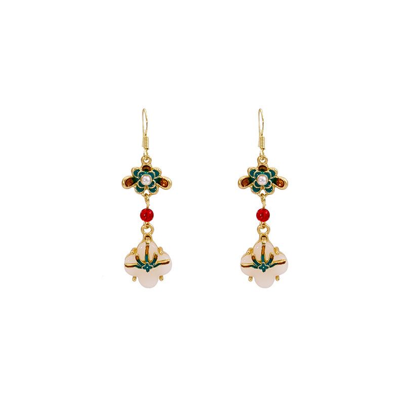 Nuovi orecchini con perline di giada imitazione e orecchini con nappe a forma di farfalla in stile cinese, semplici accessori Hanfu_voghion.com