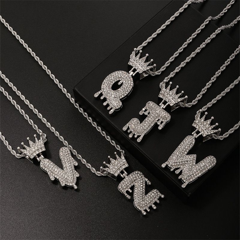 Collier pendentif haut de gamme de 26 lettres anglaises de style de mode de niche de luxe léger personnalité hip hop collier polyvalent_voghion.com