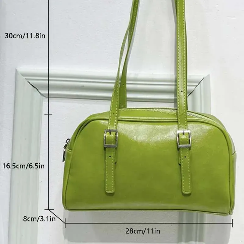 Designer 2025 Ladies Boston 2024 Neue minimalistische kochende leichte Joker-Sport- und Fiess-Tasche mit großer Kapazität sollte eine B-Tasche sein_voghion.com