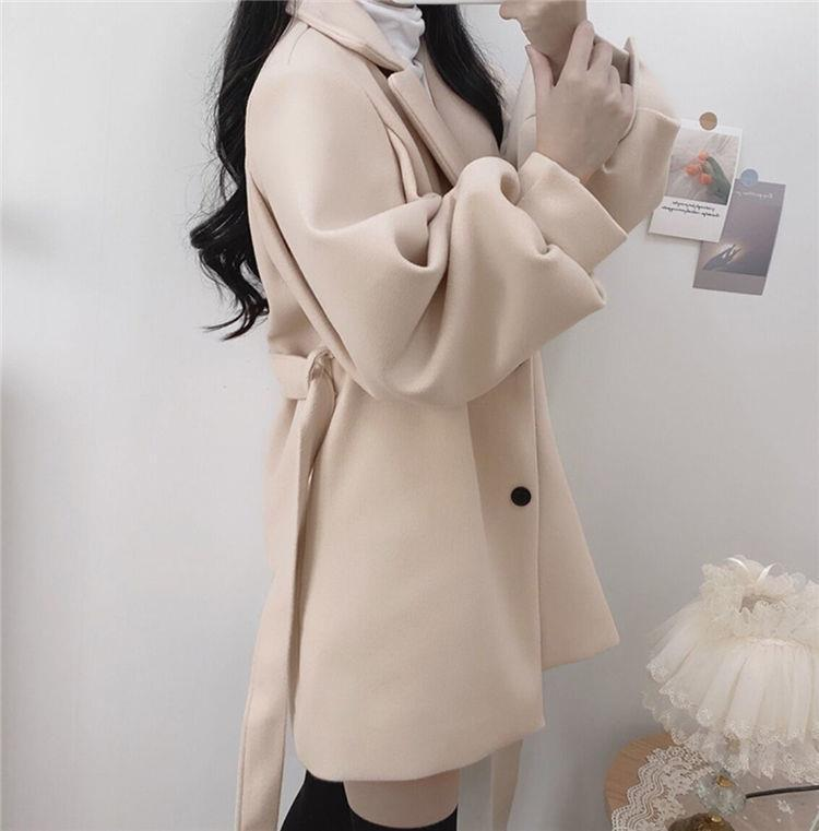 Hepburn estilo casaco de lã preto para mulher outono e inverno 2023 nova cintura pequena engrossado casaco de lã de comprimento médio_voghion.com