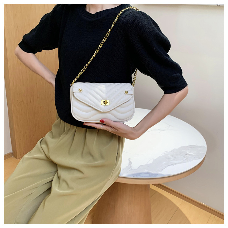 Borsa da donna 2023 Nuova borsa in filo da ricamo Borsa versatile con tracolla larga Borsa a tracolla con catena Borsa per ascella_voghion.com