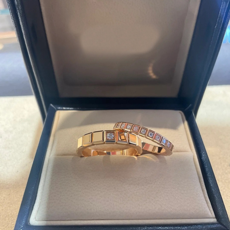 Anello di ghiaccio classico con scultura CNC di design Chopin, mezzo diamante, diamante singolo, quadrato, intarsiato a mano, anello per coppia_voghion.com
