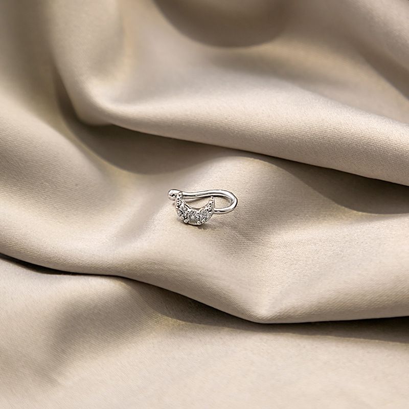 Europese en Amerikaanse niet-geperforeerde U-vormige neusklem Retro coole stijl Strikdecoratie Maan Achtpuntige ster Ingelegde diamant neusdecoratie_voghion.com