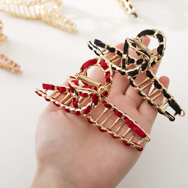 Capelli minimalista in metallo, piccolo, profumato, cucchiaio antivento, afferra celebrità di Internet, grande ed elegante testa a clip per capelli con squalo_voghion.com