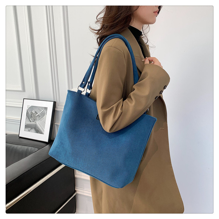 Canvas multifunctional bag women's simple and versatile commuter shoulder bag large capacity fashion tote bag_voghion.com