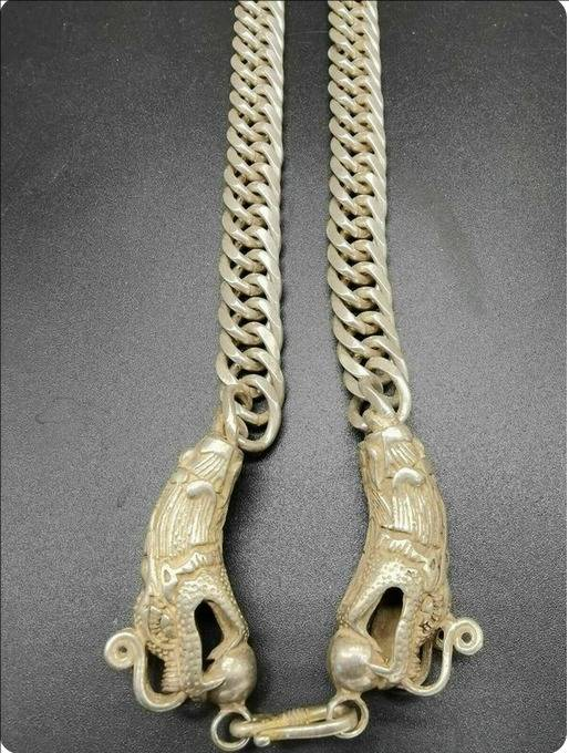 China Alte Tibet Silber Carving Doppel Drachen Nelace Lange Kette_voghion.com