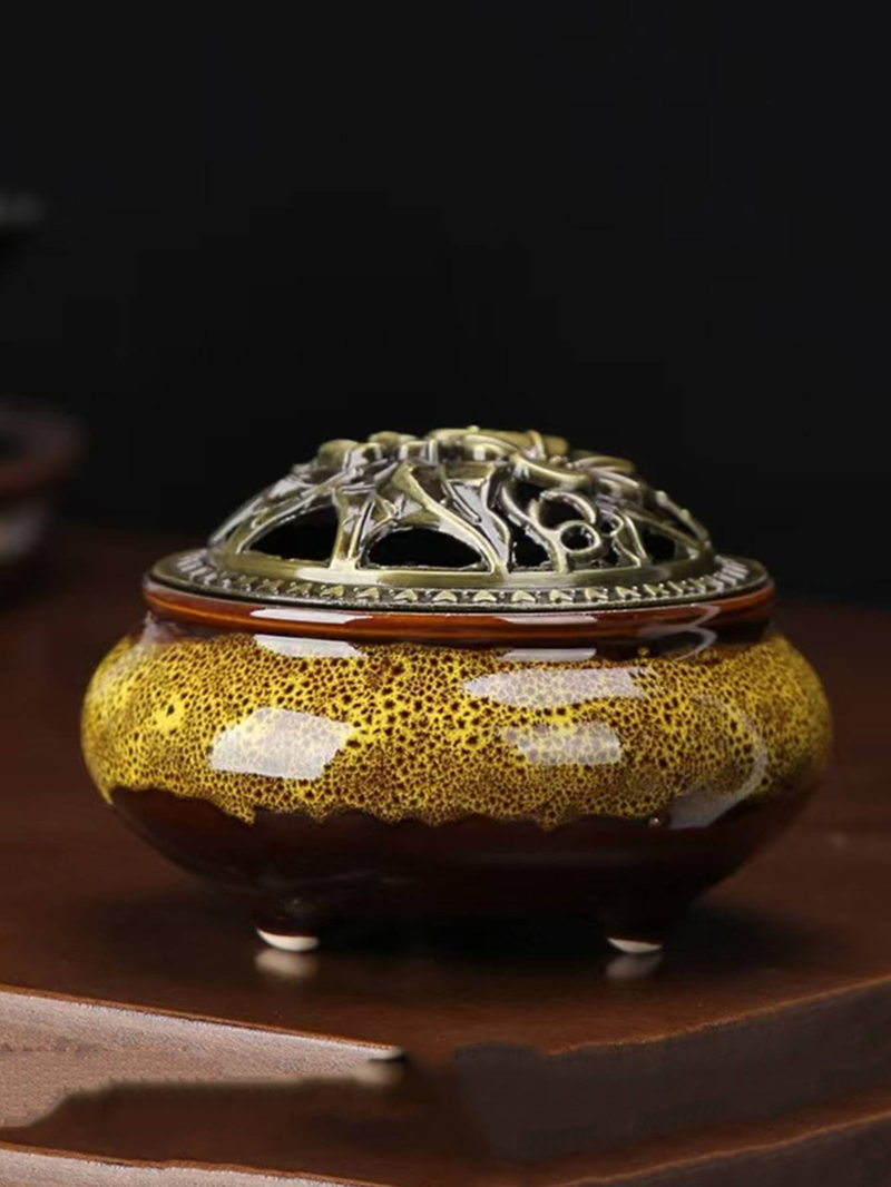 Quemador de incienso de cerámica torneada al horno (1 pieza) - Tapa de cobre vintage, decoración creativa para el hogar, artesanías de cerámica para incienso en pan, cono de salvia e incienso de olíbano_voghion.com