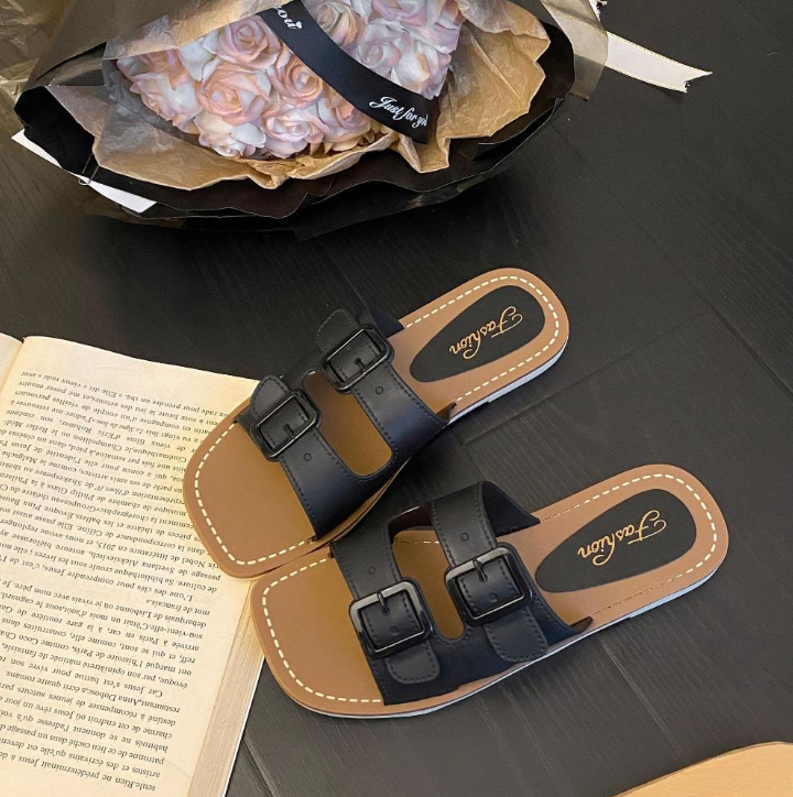 Celebrity Flat Sandals For Women To Wear Outside New Beach Leisure Retro Roman Women's Slippers_voghion.com