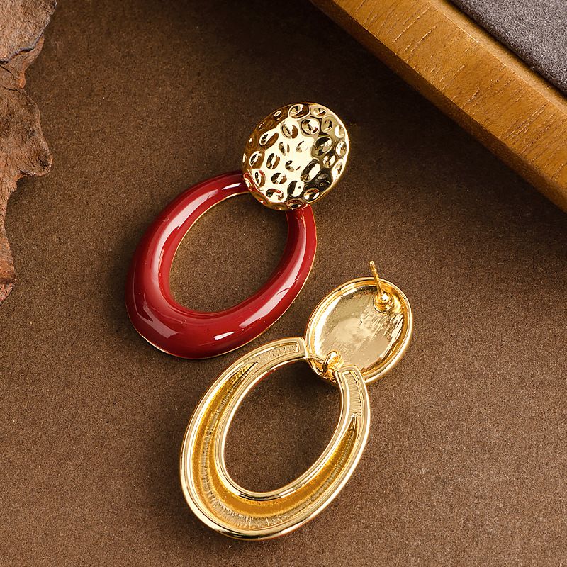 Eleganti orecchini a cerchio grandi geometrici in smalto gocciolante per donna, alla moda e di alta qualità, in argento._voghion.com