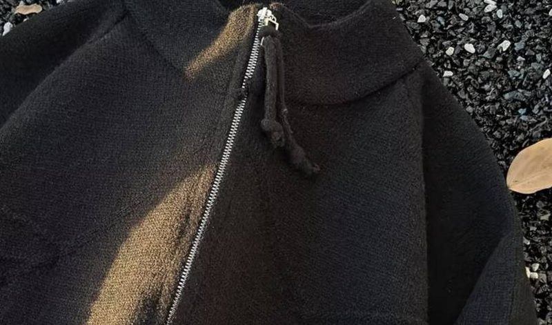 Minimalist Zip-Up Knit Cardigan – Slim Fit Black Modal Sweater For Men_voghion.com