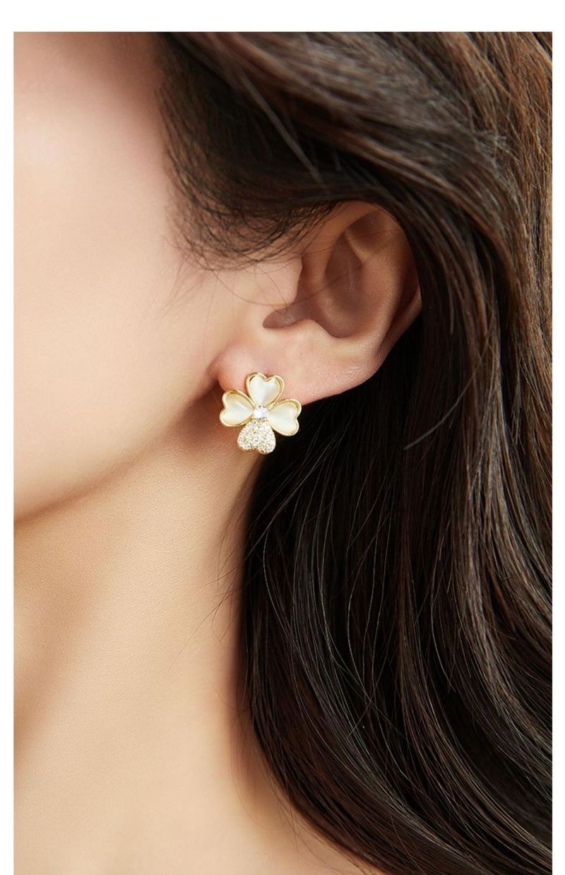 Women's accessories Diamond set simple temperament design sense trend earrings earrings_voghion.com