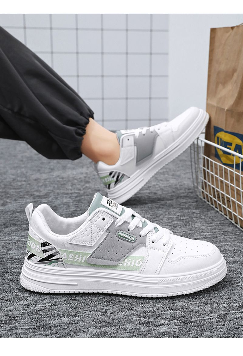 2024 neue männliche erwachsene student mode trend freizeit sport bord kleine weiße männer trendige schuhe_voghion.com