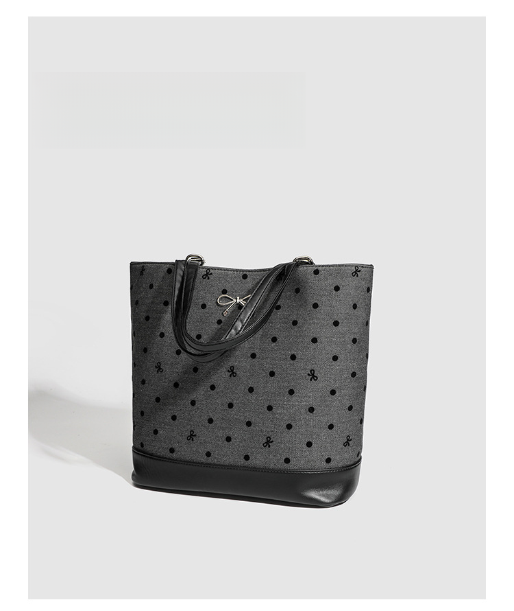 Commuter Large-capacity Student Handbag 2025 Spring And Summer New Polka Dots Bow Shoulder Backpack Niche Personality Shoulder Handbag Hundred And One_voghion.com