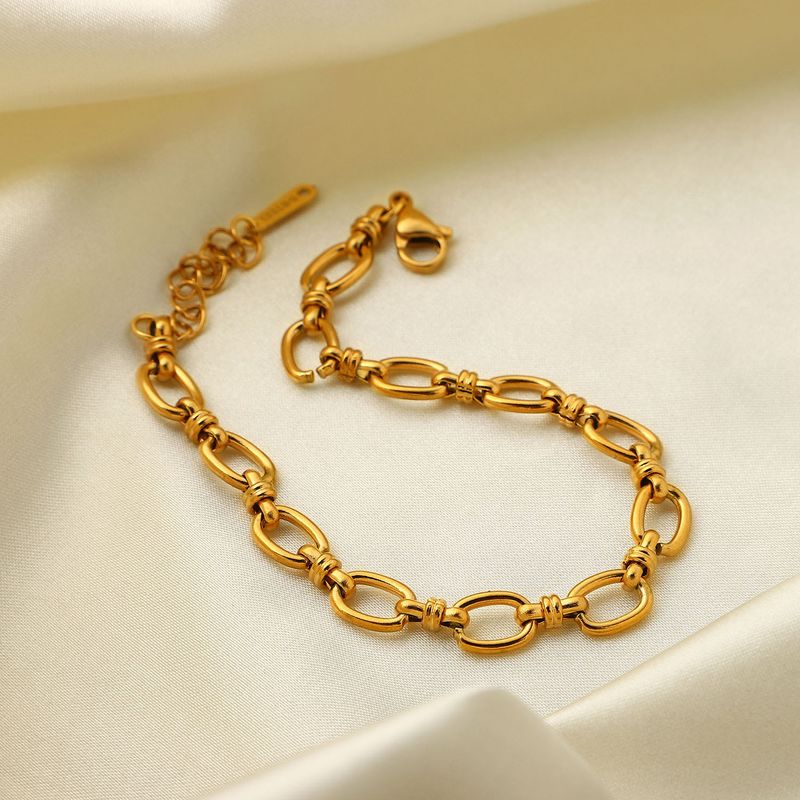 Narrow Chain Cross Buckle On The Internet, Same Style Gold-plated Stainless Steel Fashionable Women's Popular Bracelet_voghion.com