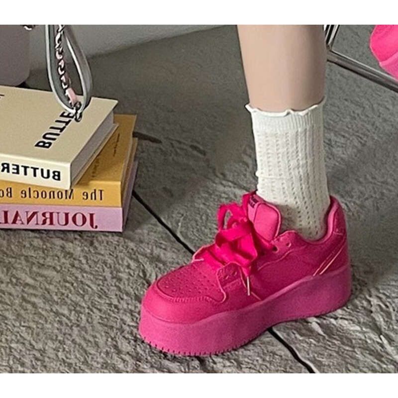 Damesko 2025 Sommer Ny Mode Dopamin Tykk Bund Forhøjende Dame Åndbare Casual Sko_voghion.com