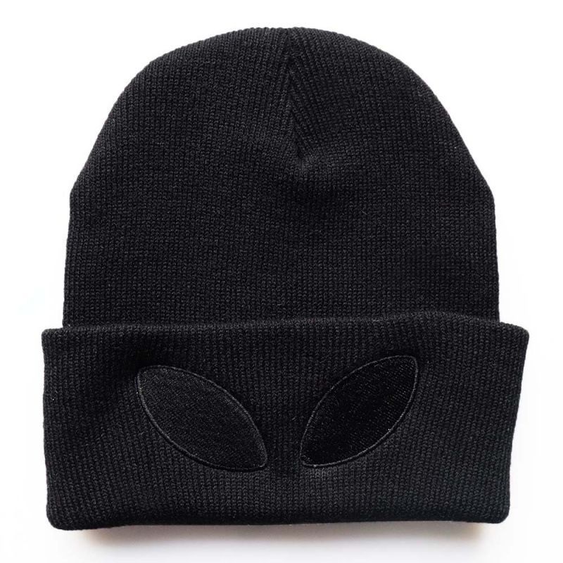 2025 Men And Women Autumn Winter New Knitted With Big Black Eye Embroidery Warm Student Hat Beanie_voghion.com