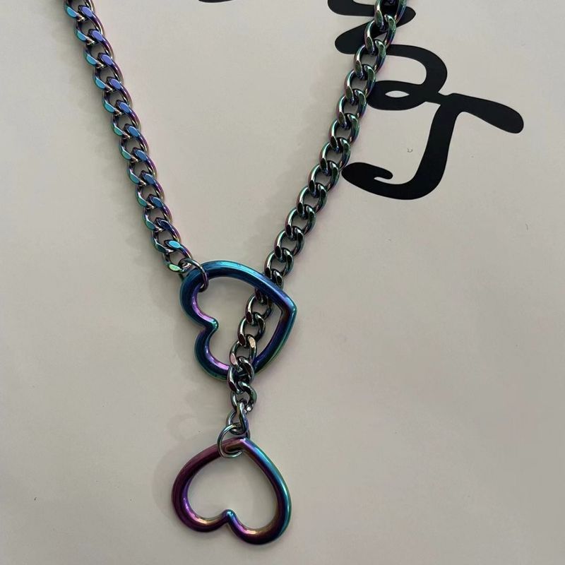 Collana con ciondolo a forma di cuore, stile punk alla moda, con catena a Y cubana, 2025, per donne_voghion.com