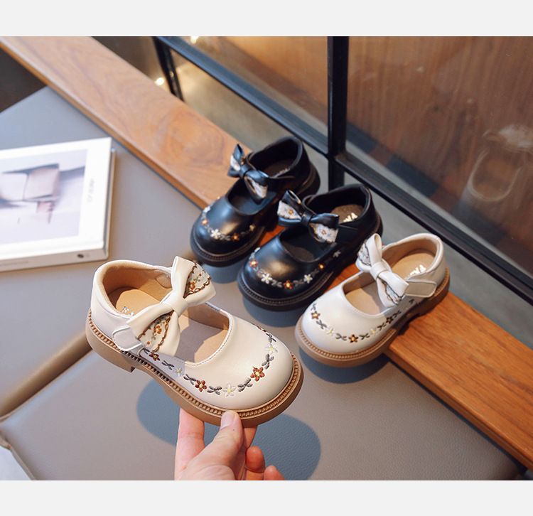 Kinderschuhe Mädchen Frühling und Herbst Neue kleine Lederschuhe mit weicher Unterseite, rutschfeste Retro-Einzelschuhe, mittlere und große Kinderprinzessinnenschuhe_voghion.com