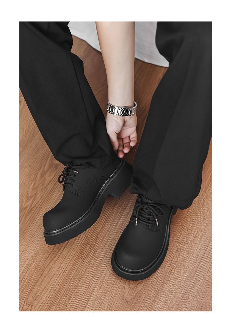 Chaussures Derby Voyage 30617 pour homme, modèle haut de gamme à semelle épaisse noire, tendance, collection 2025, en cuir rehaussant la silhouette._voghion.com