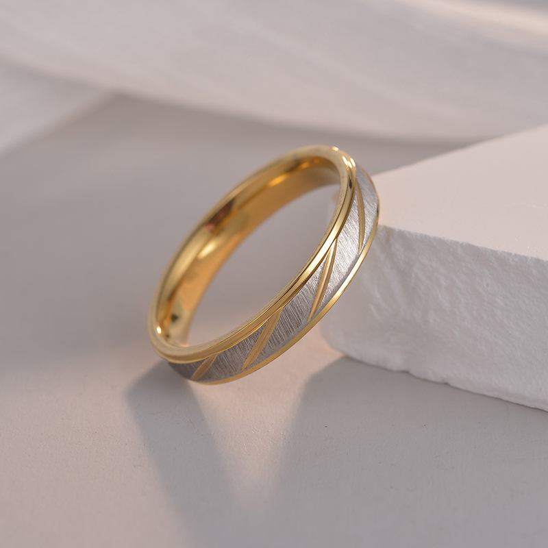 Couple ring two-color titanium steel ring 4/6mm standard US size_voghion.com