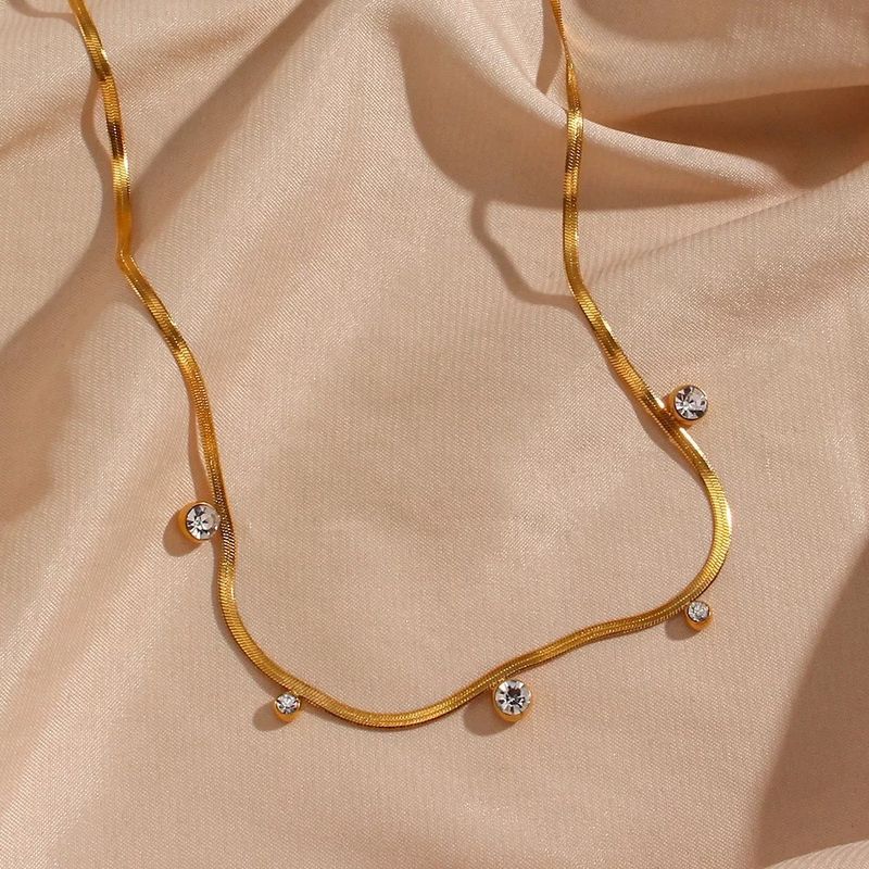 Ensemble de bijoux pour femmes, style rétro simple et tendance, chaîne ronde en acier titane plaqué or véritable et zircone_voghion.com