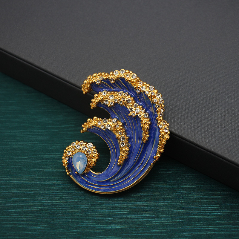 Set medievale con spilla a clip per orecchio in smalto classico blu di fascia alta retrò da donna (suono delle onde)._voghion.com