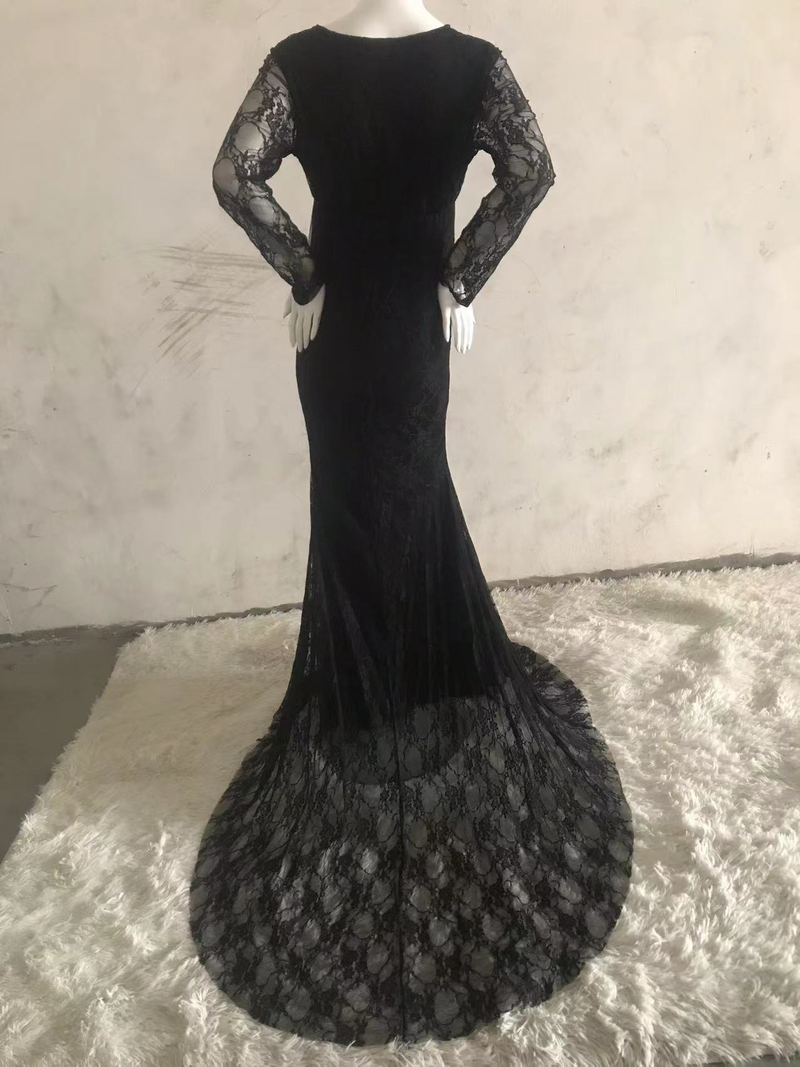 Abito da sera premaman in pizzo con scollo rotondo e strascico, abito lungo da donna_voghion.com