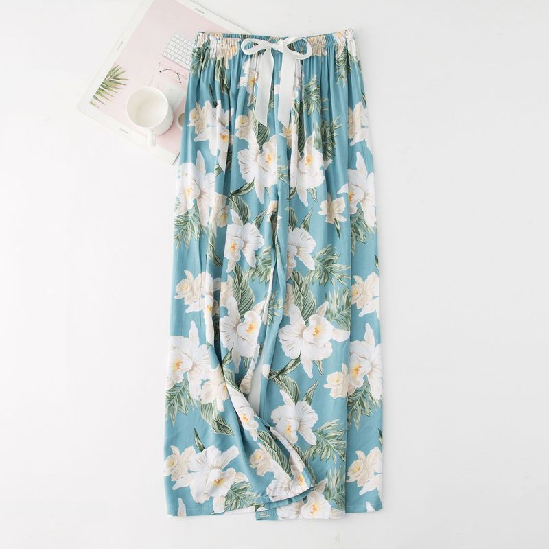 Women's Sleepwears Large size pants thin pregnant women can wear shorts on the beach_voghion.com