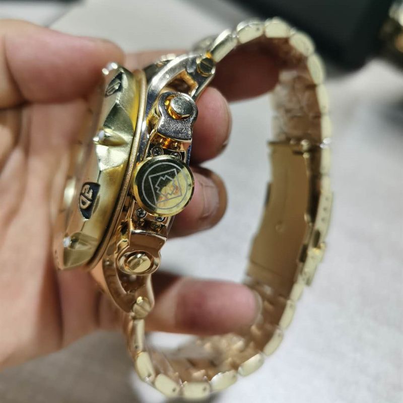 2023 Nuovo NVICTA Brasile Hot Selling Invita Chain Series Orologio al quarzo da uomo con quadrante grande_voghion.com