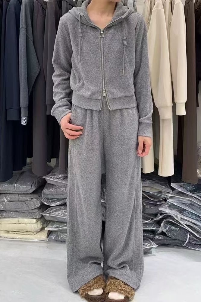 Felpa con cappuccio e cerniera sportiva casual da donna, nuovo inverno 2025, set due pezzi spesso alla moda_voghion.com
