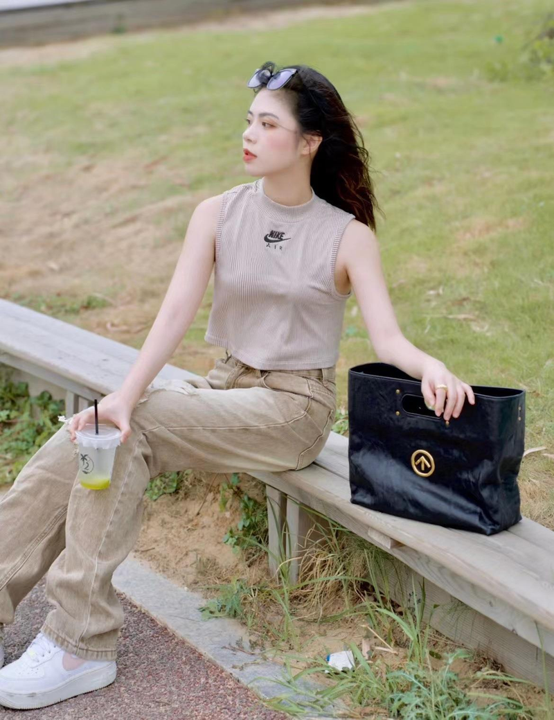 GROTTO New Sheepskin Women's Bag for Simple Commuting, Large Capacity, and Small Stand BigPeace Bag Tote Bag_voghion.com