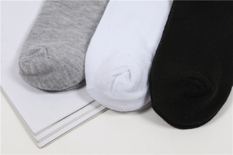 Niedrig geschnittene No-Show-Socken für Herren – Atmungsaktive Sportsocken zum Laufen und für die Freizeit_voghion.com