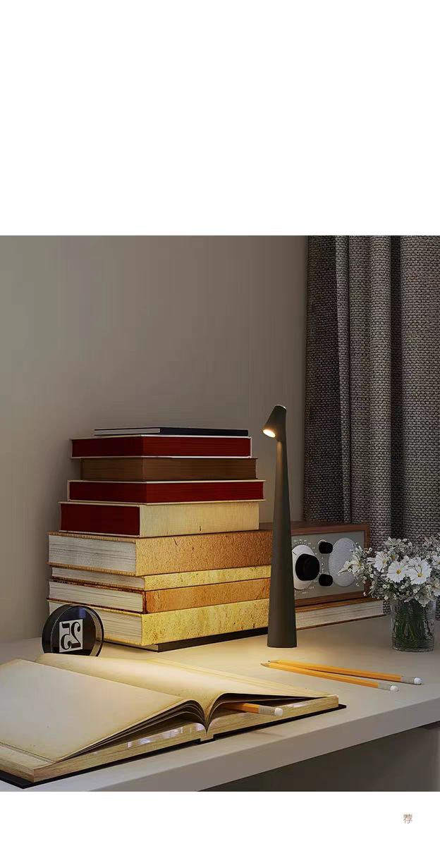 Lampada da scrivania a LED in alluminio - Luce di protezione per gli occhi con dimmerazione al tocco, ricaricabile e regolabile, illuminazione decorativa moderna per ufficio, ristorante e casa_voghion.com