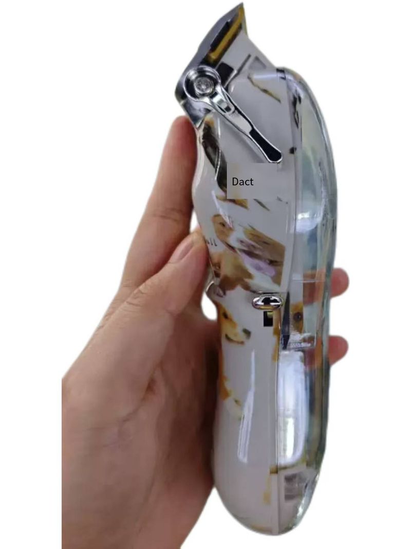 Dog Clippers Suitable For Thick Coats/Low Noise Rechargeable Cordless Pet Shaver With Stainless Steel Blades / Waterproof Dog Shaver Suitable F_voghion.com