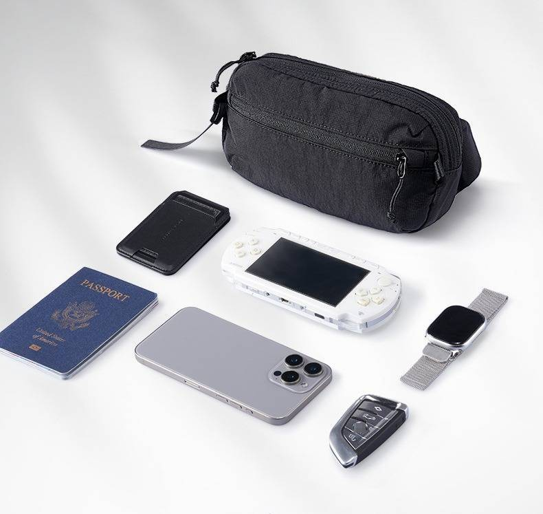 Herren-Umhängetasche, leichte Luxus-Schultertasche aus Nylon mit wasserabweisendem Design für den urbanen Streetstyle, wasserabweisende Brusttasche_voghion.com