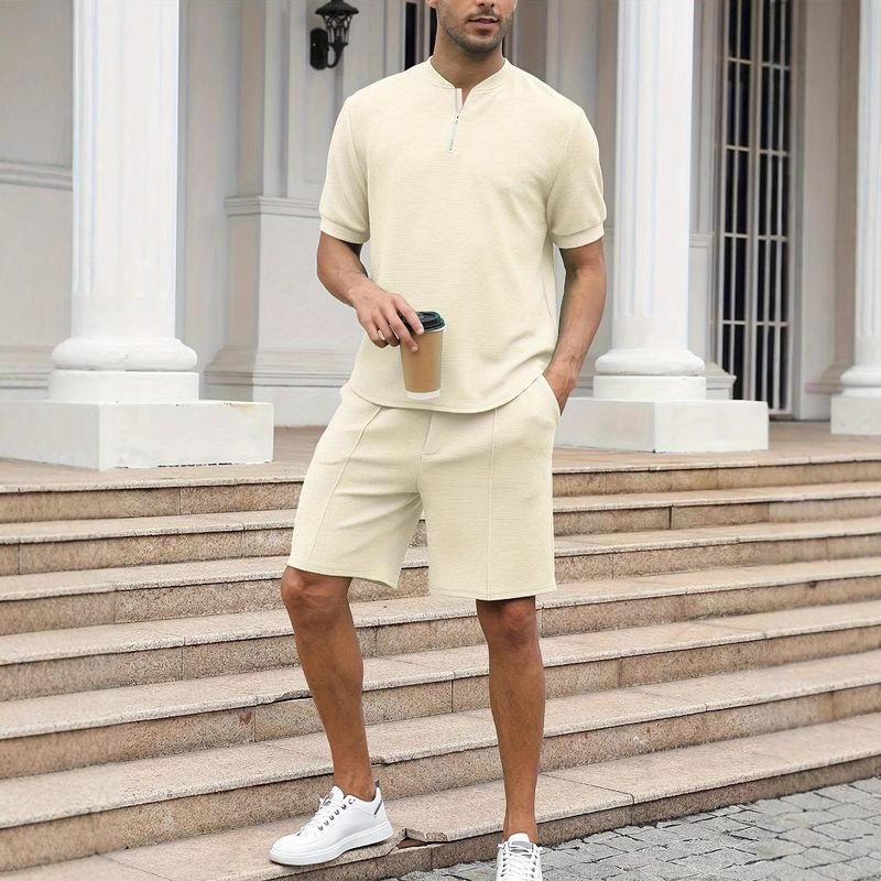Conjunto masculino de malha waffle com manga curta - Jaqueta com zíper e gola alta e shorts combinando | Conjunto de cor sólida para primavera e verão_voghion.com