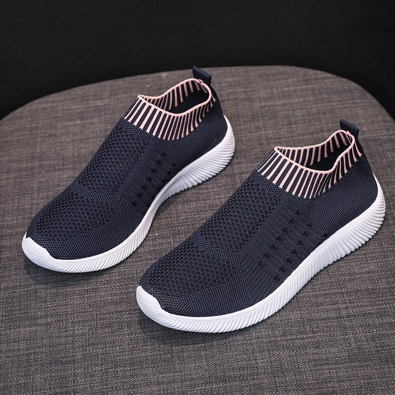 In magazzino transfrontaliero nuovo caldo vendita commercio estero Flyknit traspirante leggero scarpe sportive casual punta tonda più taglia 44 scarpe singole da donna_voghion.com