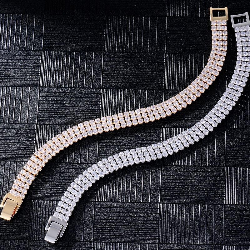 Bracciale cubano con tre file di zirconi placcati in rame con capelli lisci di Joseph Tide_voghion.com