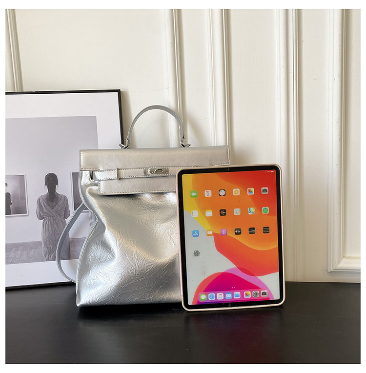 Bag Women's Bag New Retro One Shoulder Crossbody Handbag Large Capacity Original Small Design Backpack_voghion.com