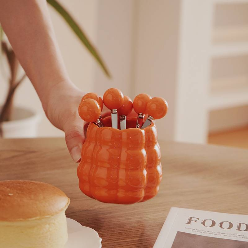 Set di forchette da frutta in ceramica color arancio e perla color crema Jingde Zhen - Stuzzicadenti di alta qualità, perfetto arredamento per la casa, tubo portaoggetti per tavolino da caffè_voghion.com