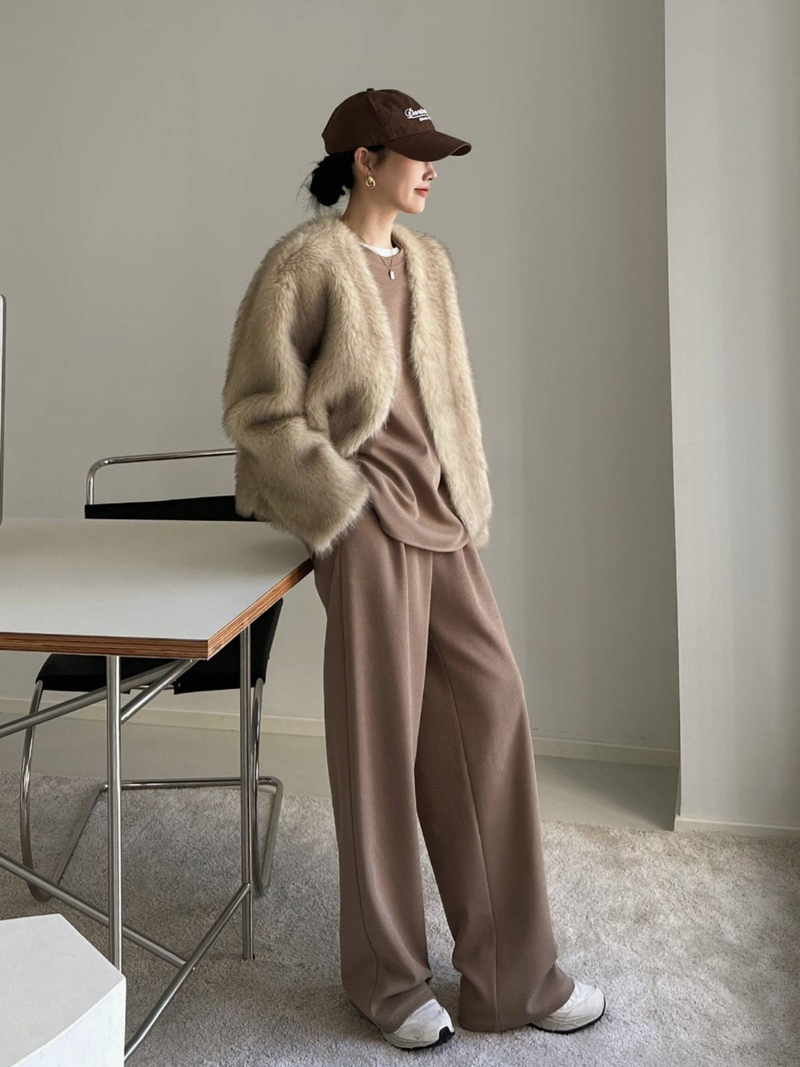 Damenbekleidung Kunstfuchspelzmantel V-Ausschnitt Übergroßer Lazy Style Winter Flauschige Elegante Jacke mit Taschen_voghion.com