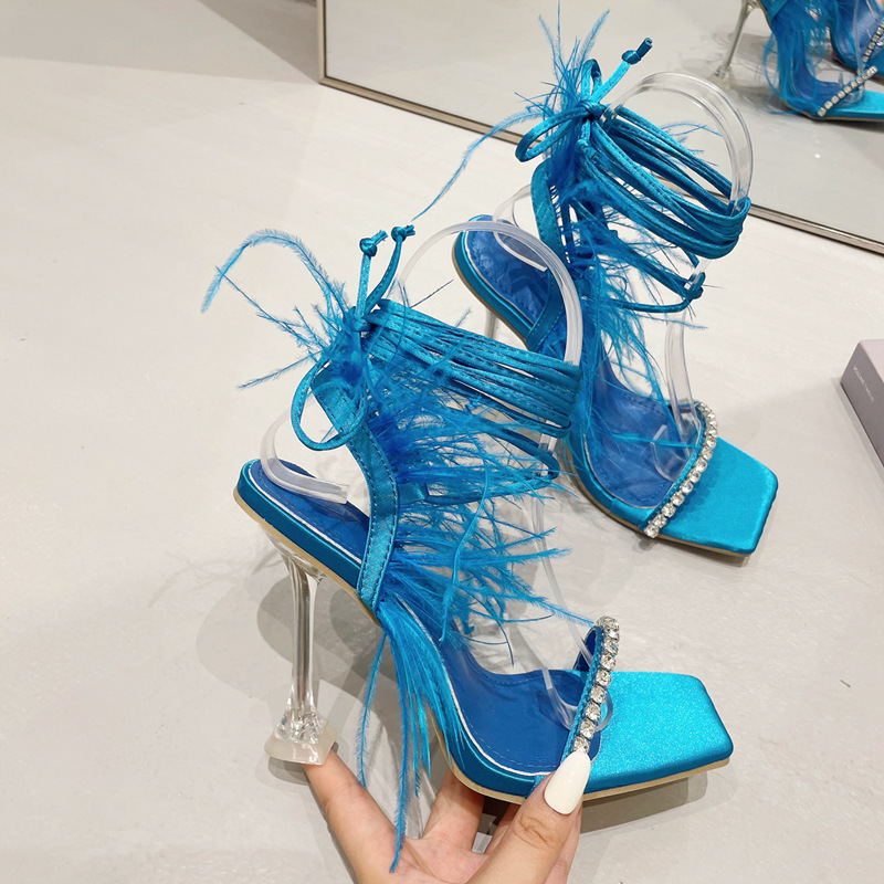 Räder 2025 Neue Mode Stil Quadratischen Kopf W der Schuhe Mit Wasser Diamant Feder Strap Sommer High Heels Sandalen Für_voghion.com