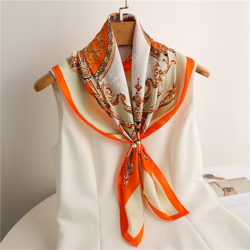 Sciarpa arancione brillante da donna quadrata piccola da 70 cm in stile occidentale Sciarpa in nuovo stile versatile_voghion.com