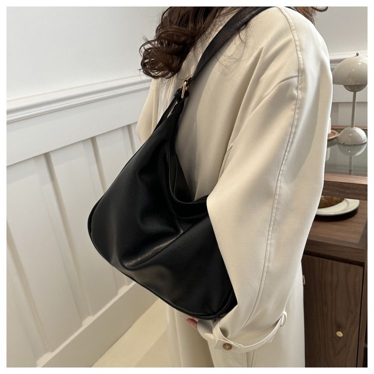 Borsa a tracolla monospalla casual alla moda semplice e nuova primavera 2024 da donna_voghion.com
