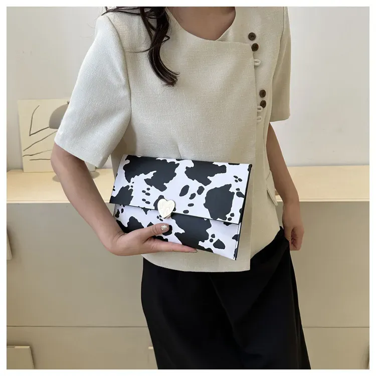 Portafoglio da donna di grande capacità in PU, alla moda, pochette con monete, chiuso, con stampa leopardata e a righe di mucca, 250314l_voghion.com
