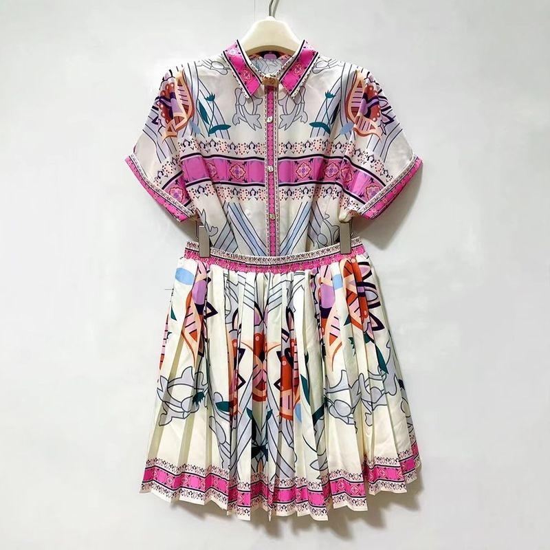 Ensemble deux pièces pour femme, chemise à manches imprimées à positionnement géométrique et jupe courte ample, 2025_voghion.com
