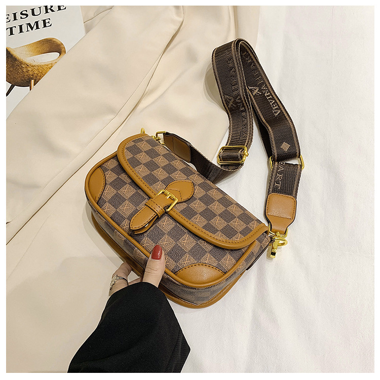 2023 Classic Plaid Stick Bag Versatile Stick Bag Single Shoulder Bag Cross Shoulder Women's Small Square Bag_voghion.com