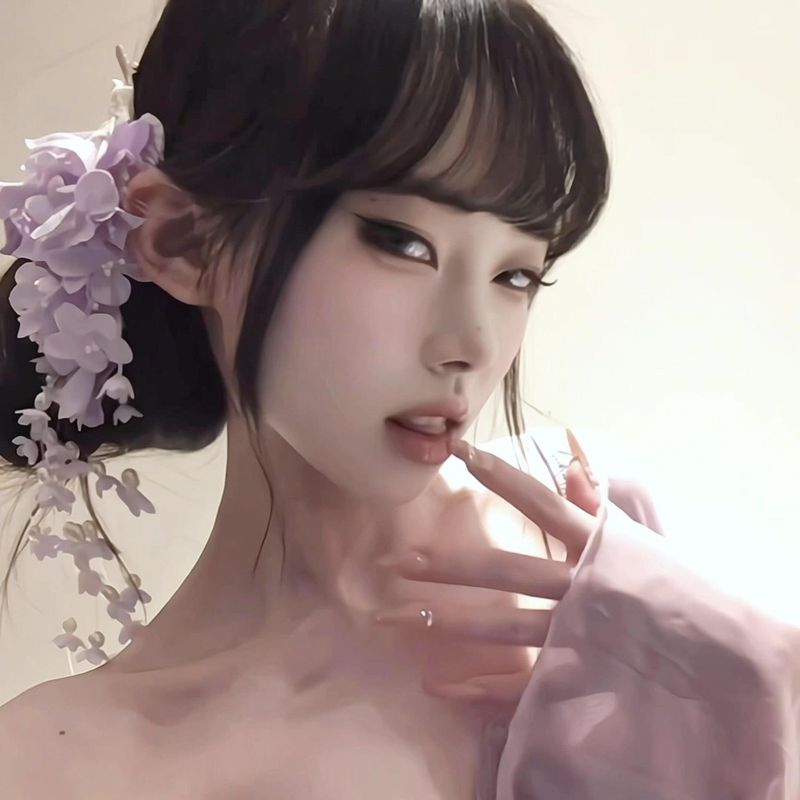 Accessorio per capelli con forcina a forma di nappa di orchidea_voghion.com